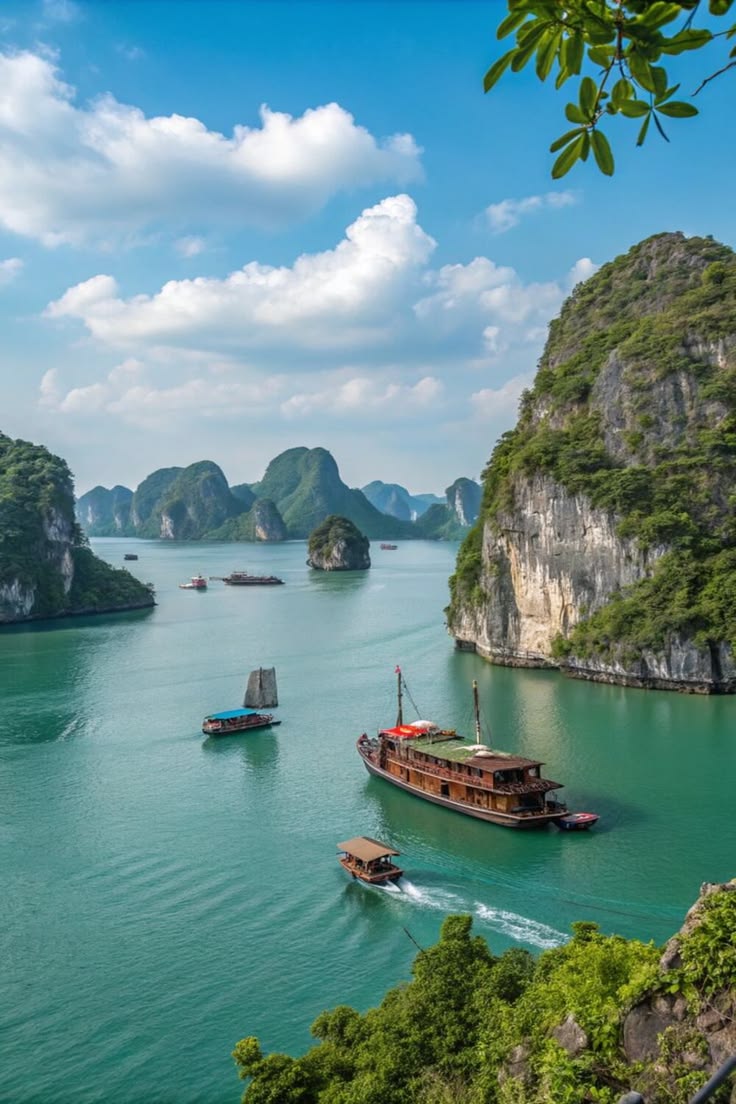 Hanoi, Ha Long Bay & Ninh Binh Escape photo 4
